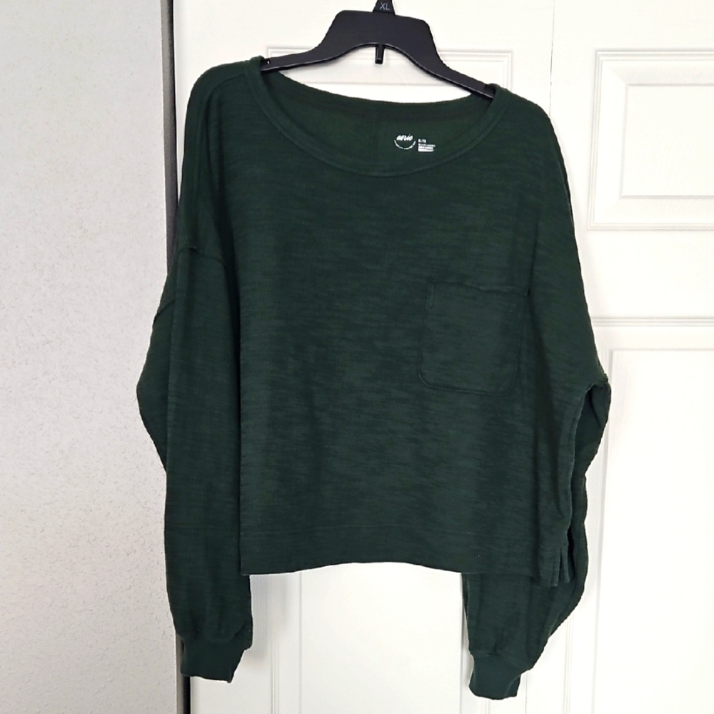Aerie Women's Green Top